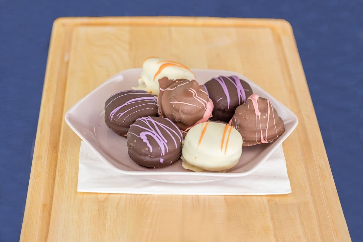 Deep in Chocolate Alfajor (4 pcs)