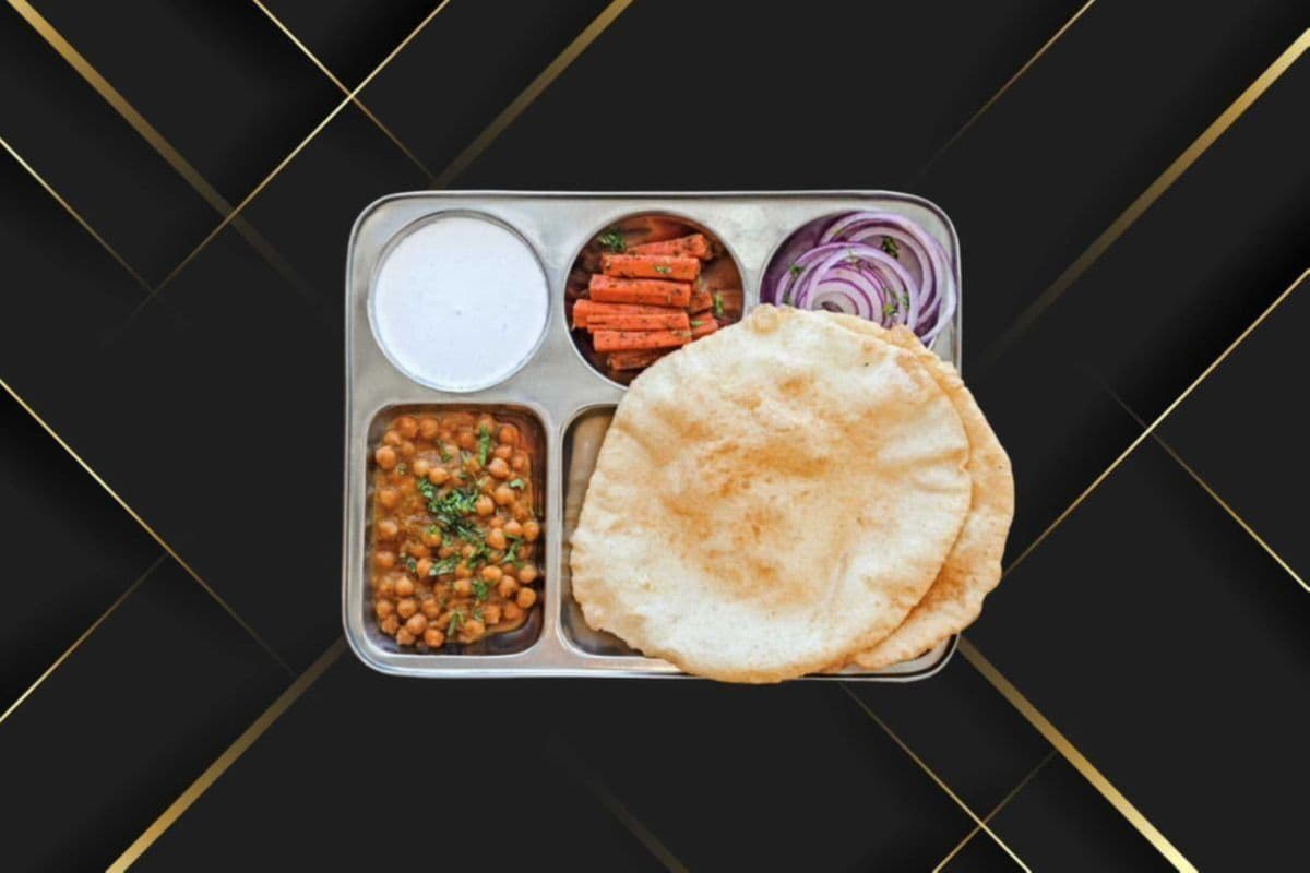 Channa Bhatura (2 pcs)