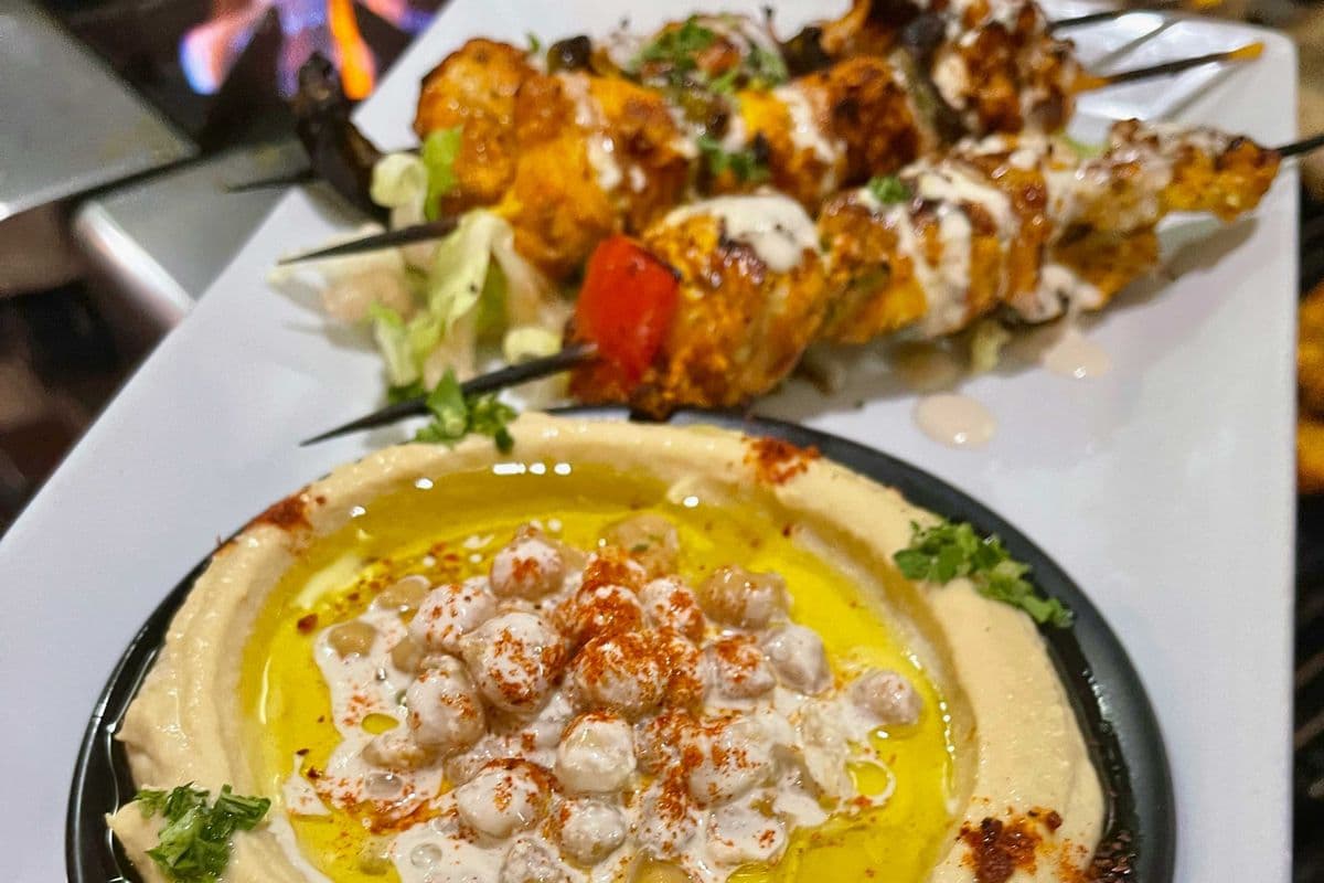 Chicken Kebab with Hummus and Pita Bread