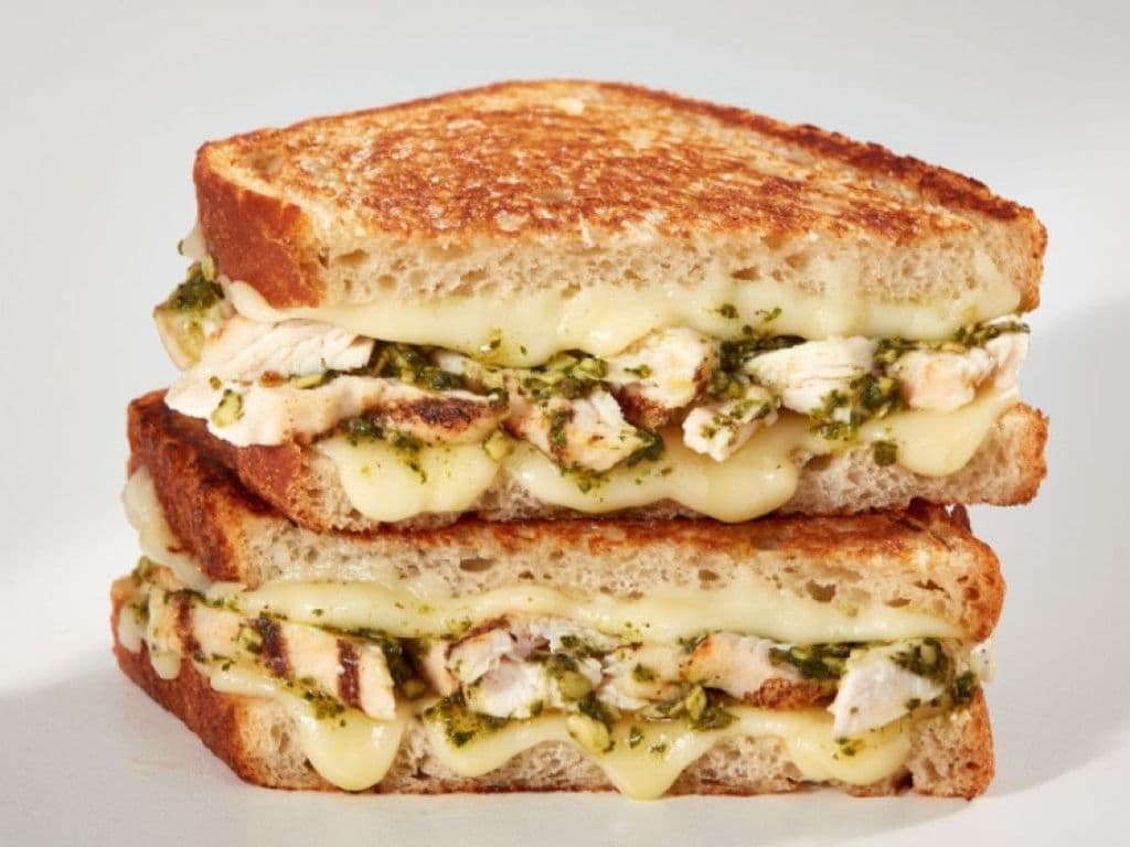 PESTO CHICKEN MELT