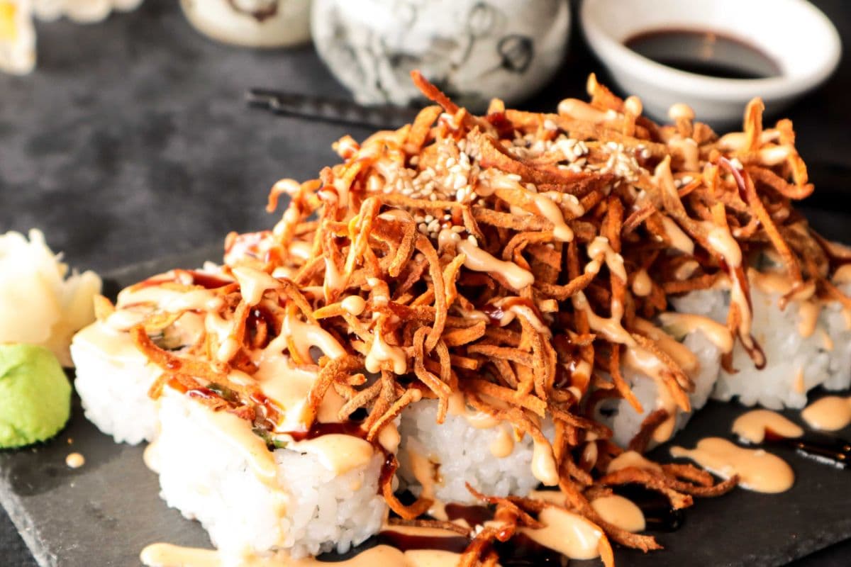 Crunchy Munchy Roll (8 pcs)