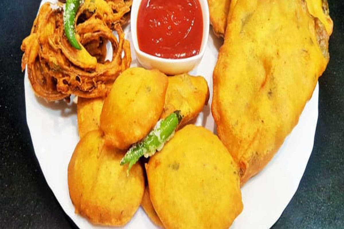 Vegetable Pakora Platter