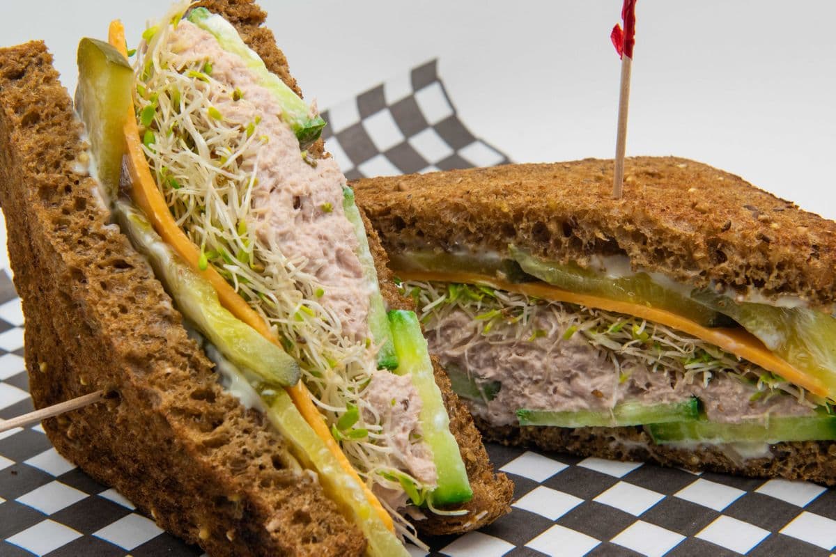The Boring Tuna Sandwich
