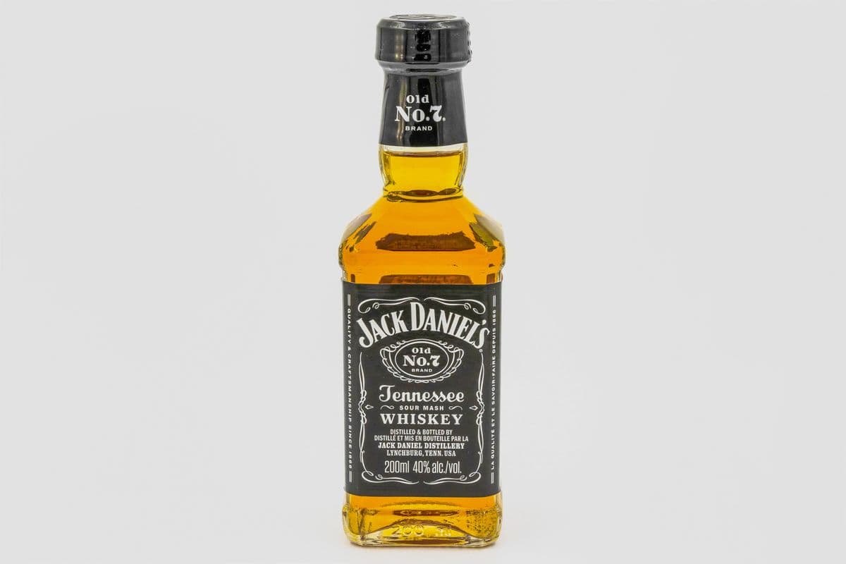 Jack Daniels Old No. 7 Tennessee Whisky (1 x 200ML)