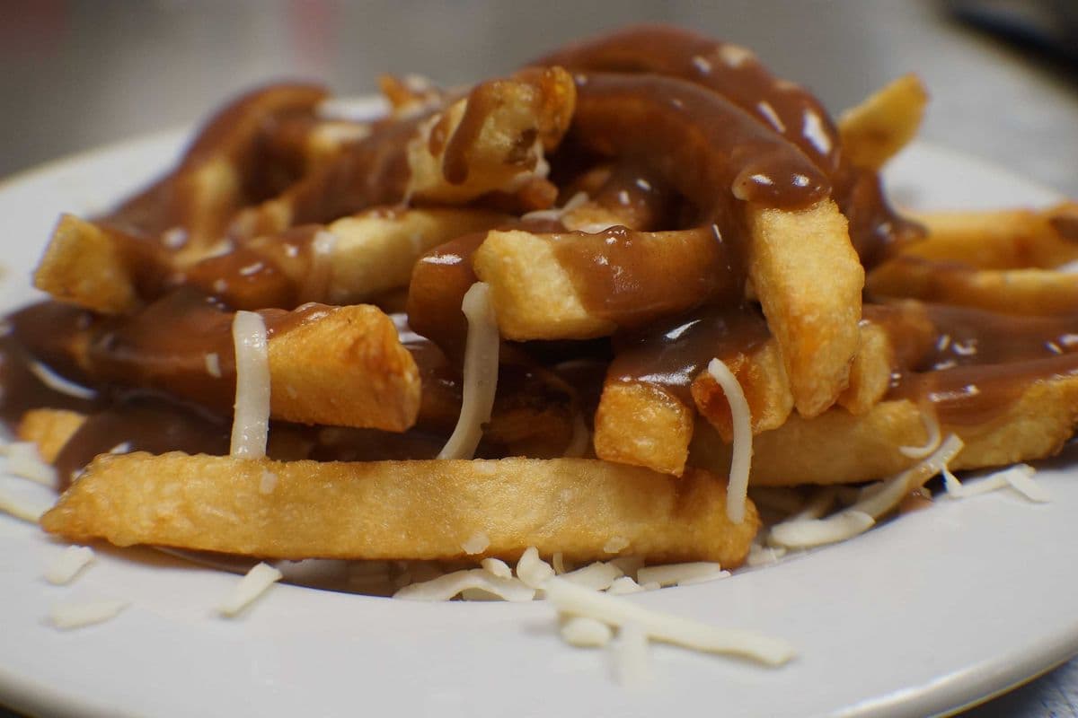 Small Poutine (small Poutine)