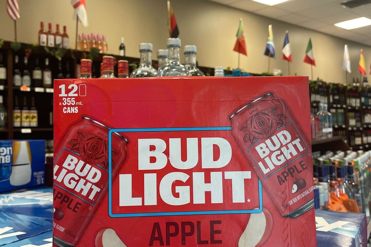BUD LIGHT APPLE 12 CANS (12 x 12X355 mL)