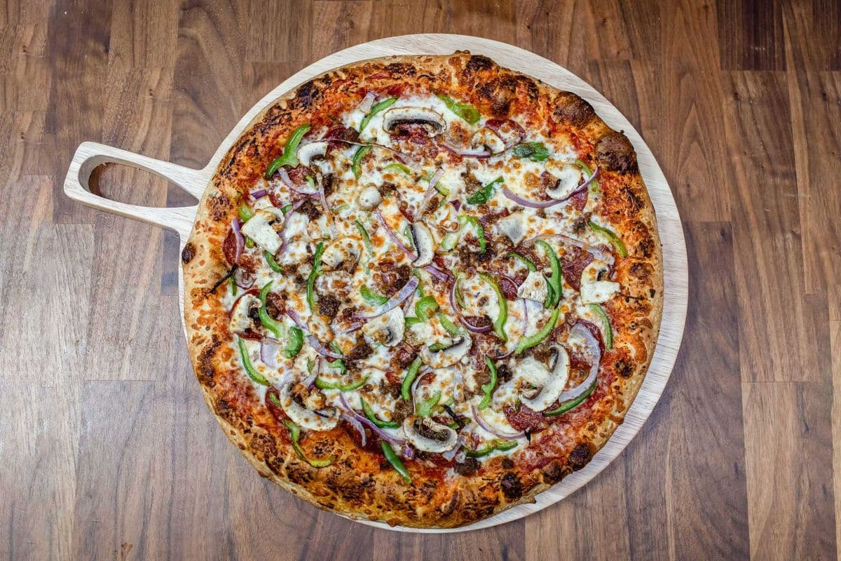 Deluxe Pizza (10" Small)