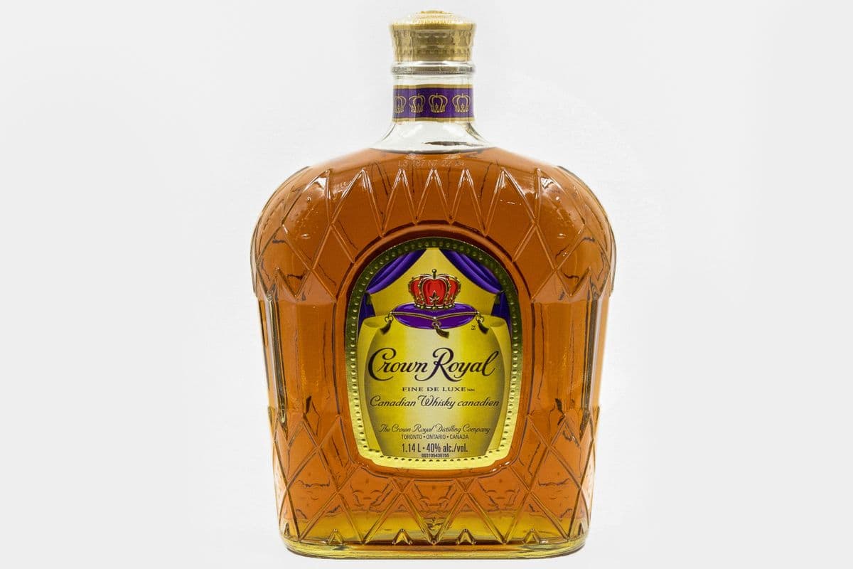 Crown Royal (1.14L) (1 x 1.14 L)