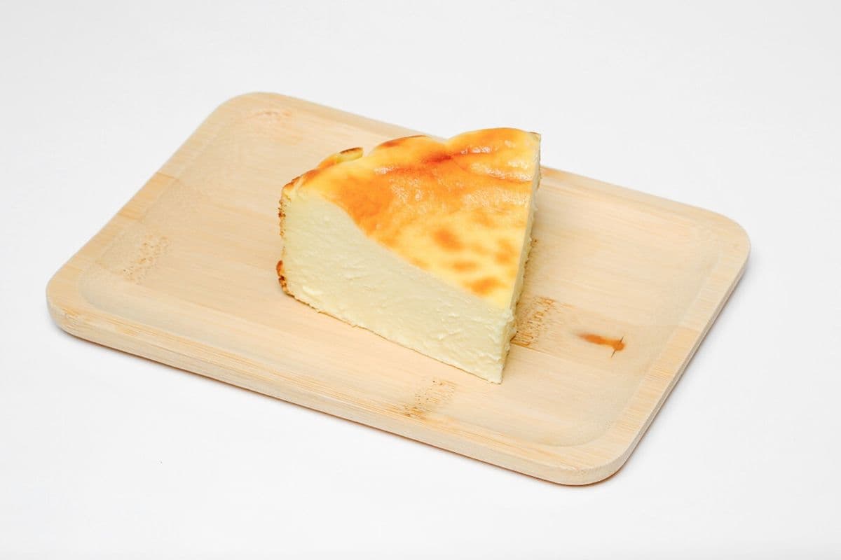 Sliced Original Basque Cheesecake 切件巴斯克乳酪蛋糕