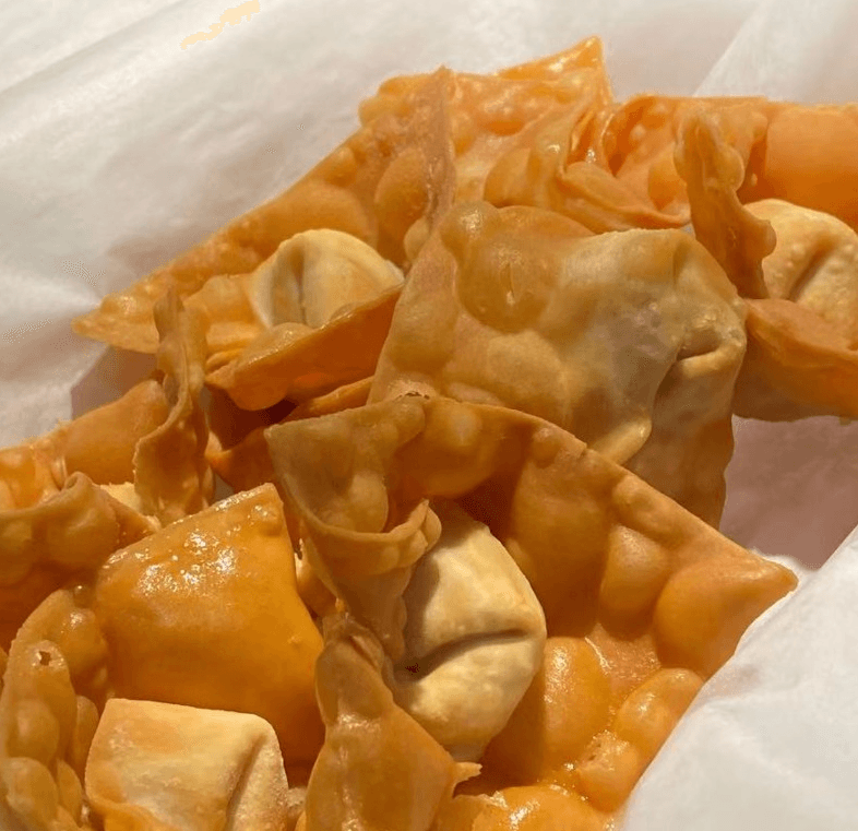 A2. Deep-Fried Chicken Wontons (10 pcs)