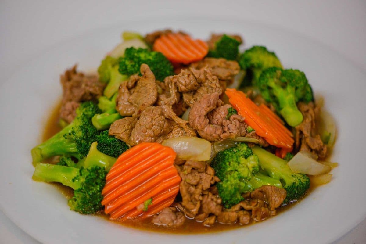 72. Stir-Fried Beef and Broccoli (with Carrots) - Bo Xao Bong Cai Xanh