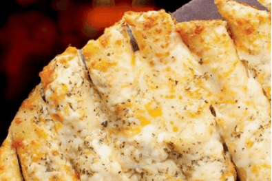 Full Moon Cheesy Bread