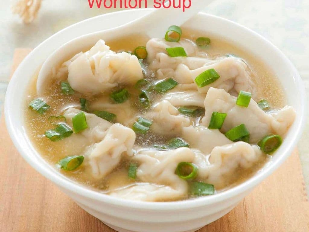 Wonton Soup (8pcs)