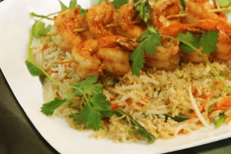 802. Fried Rice and One Topping - Com Chien Voi