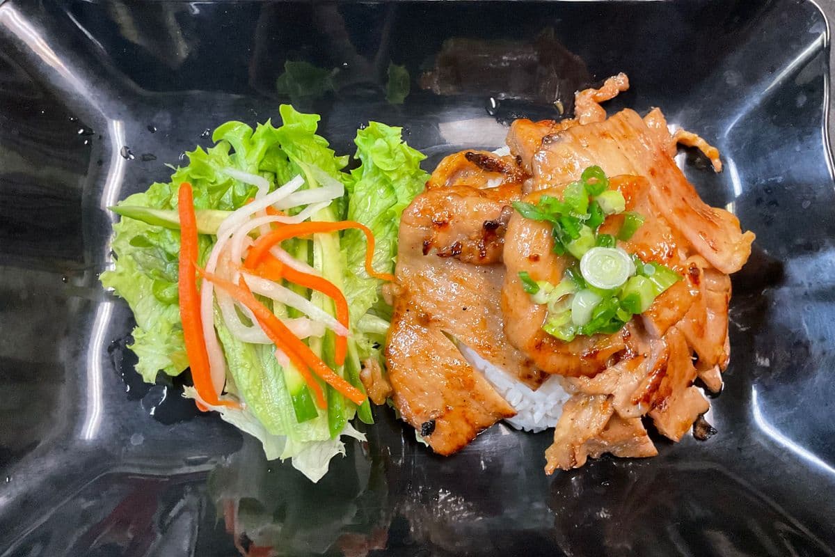 24. Rice Plates: Please choose your choice of protein