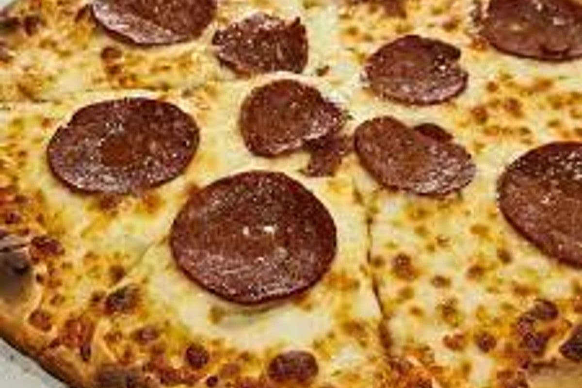 Sujuk Pizza