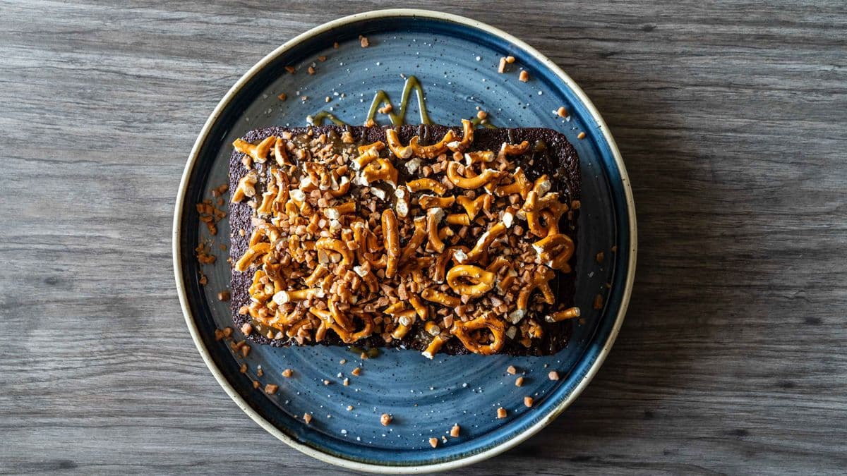 Salted Caramel Pretzel