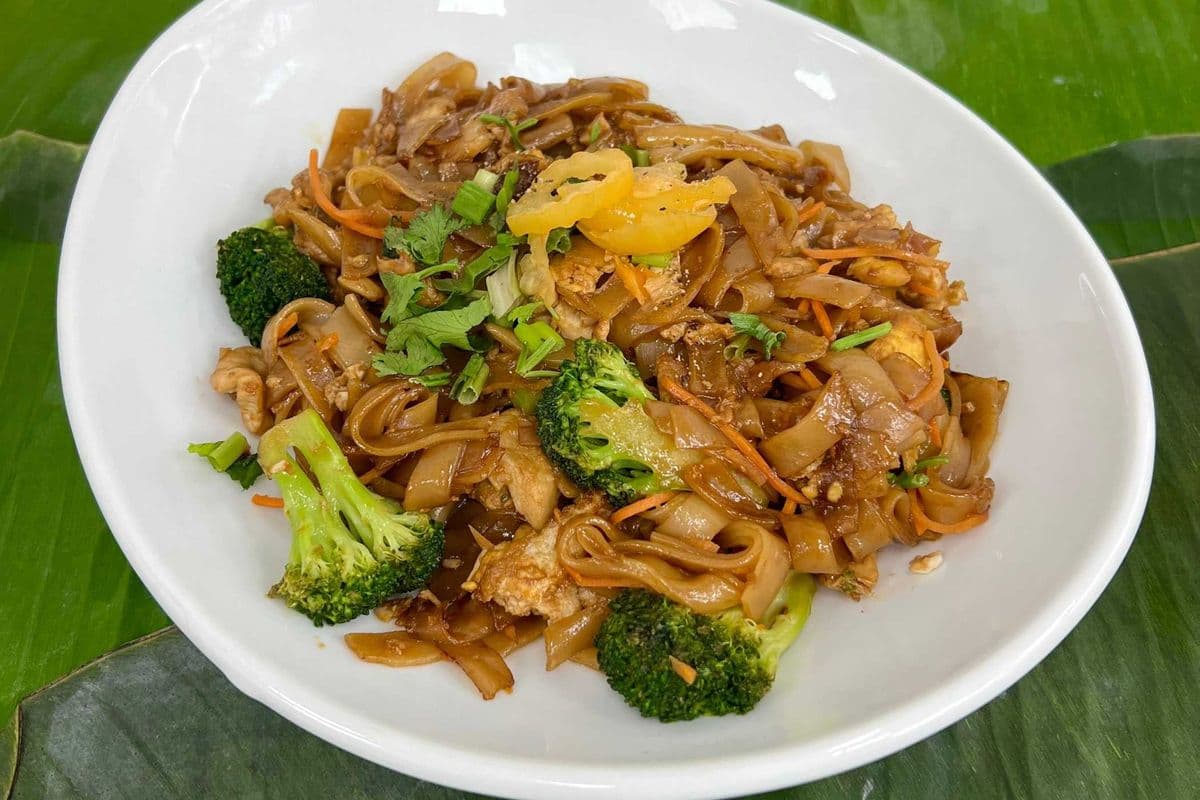 Pad Se Ew (Thin Noodle)