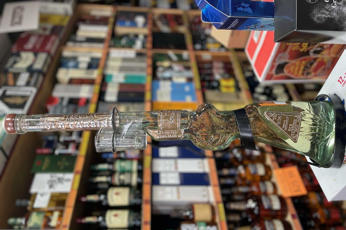 OLD CARBINE TEQUILA (1 x 1 Litre)