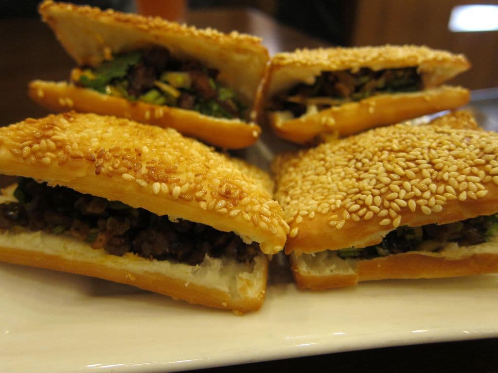 Sesame Cake Stuffed Beef(1PC)牛肉燒餅