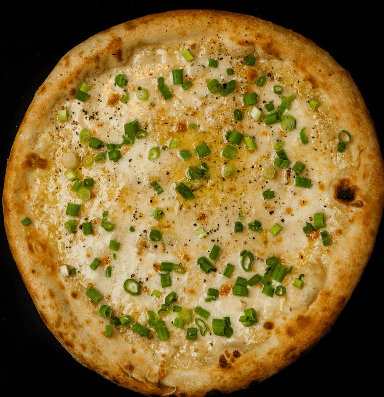 Pizza 12" quattro formaggi / 12" Quattro Formaggi Pizza