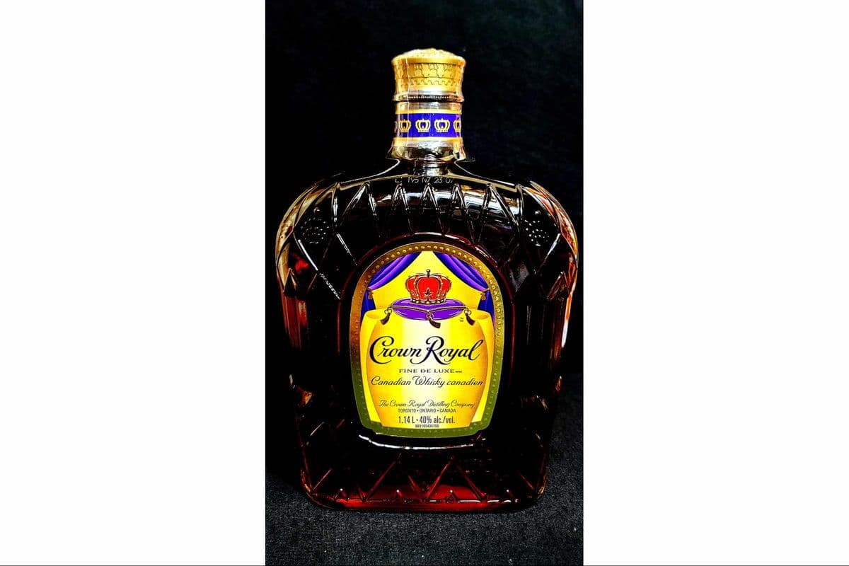 Crown Royal (1.14 L) (1 x 1.14L)