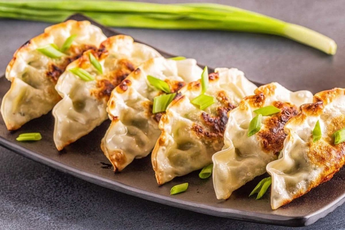 119. Chicken Gyoza (6pcs)