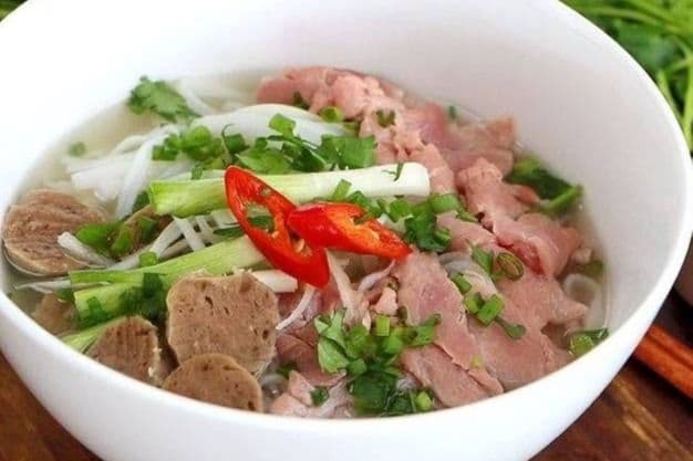 P8. Rare Beef, Beef Ball Pho-罕有嘅牛丸麵-Phở Tái Bò Viên