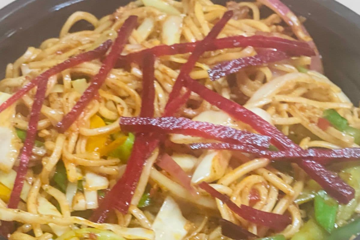 Veg Hakka Noodles