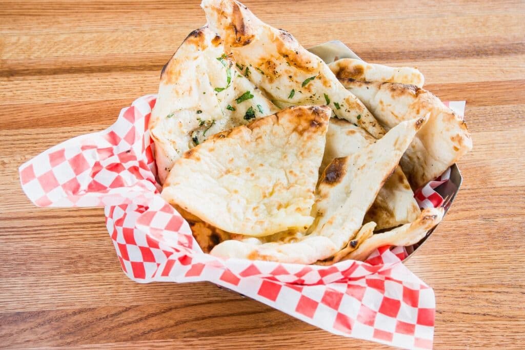 Assorted Naan Basket (4 pcs)