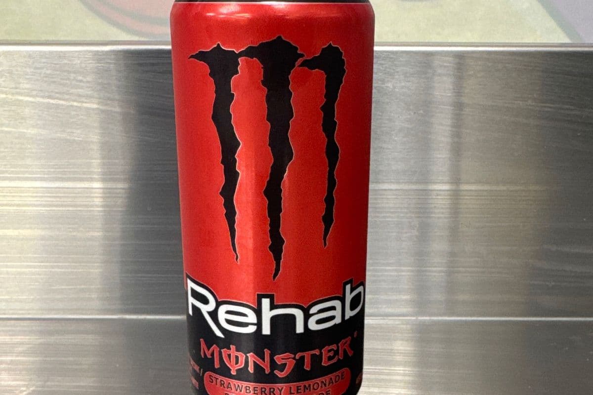 Rehab strawberry lemonade (473 ml)