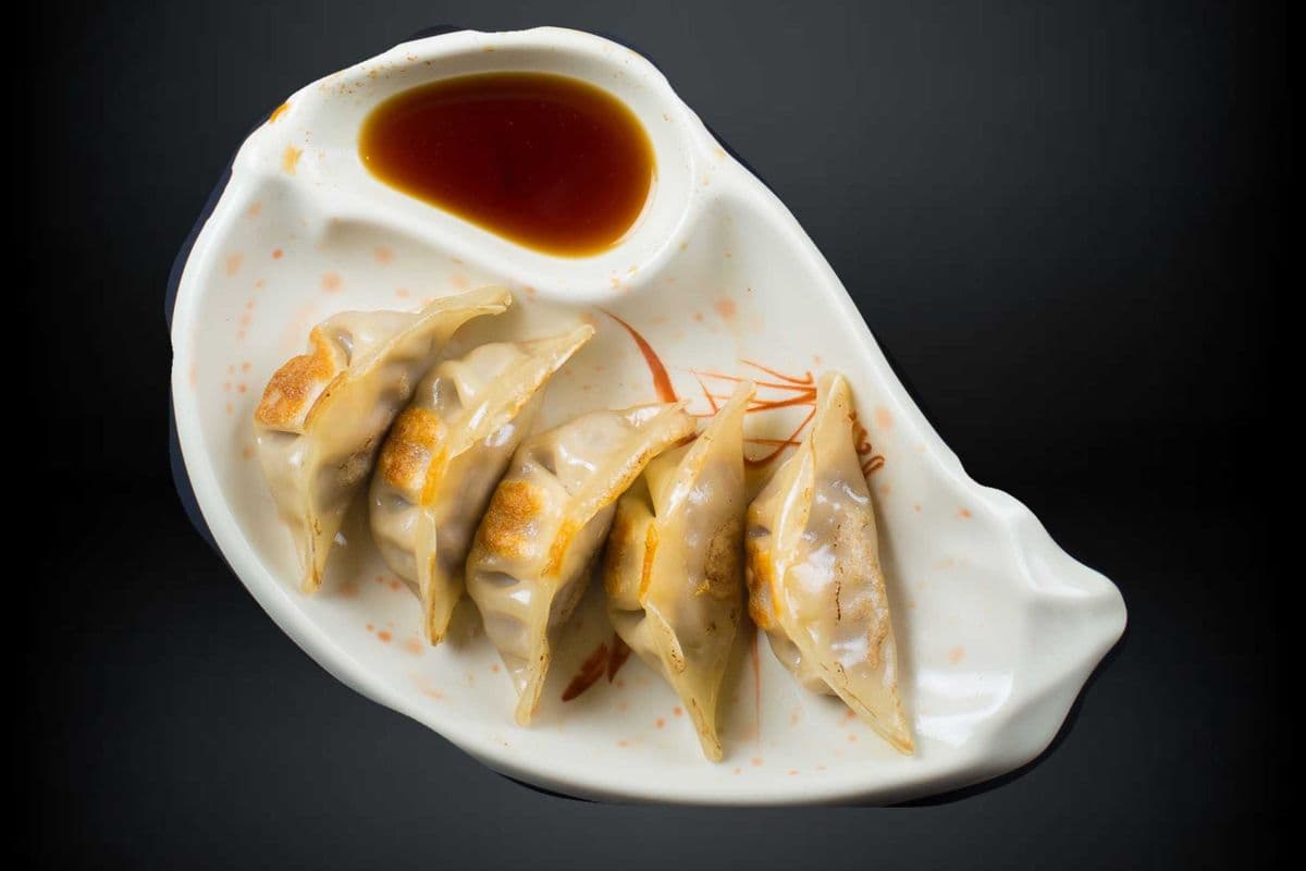 17. Gyoza (5 pcs)