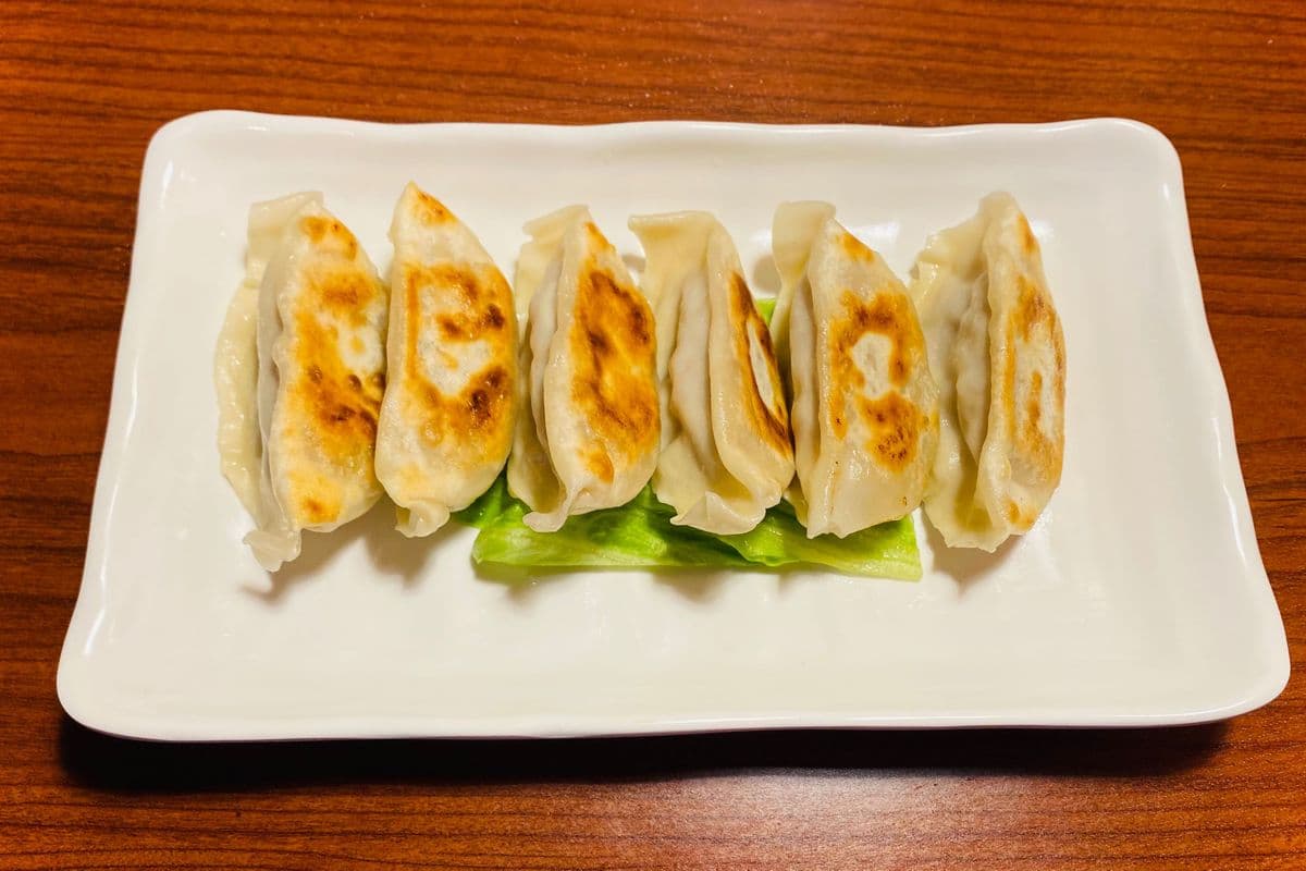 Pan-Fried or Deep-Fried Pork Gyoza (6 pcs)