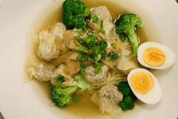 R10. Wonton Ramen/Udon