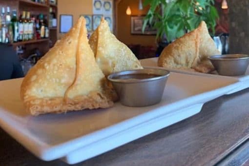 Beef Samosas (2 pcs)