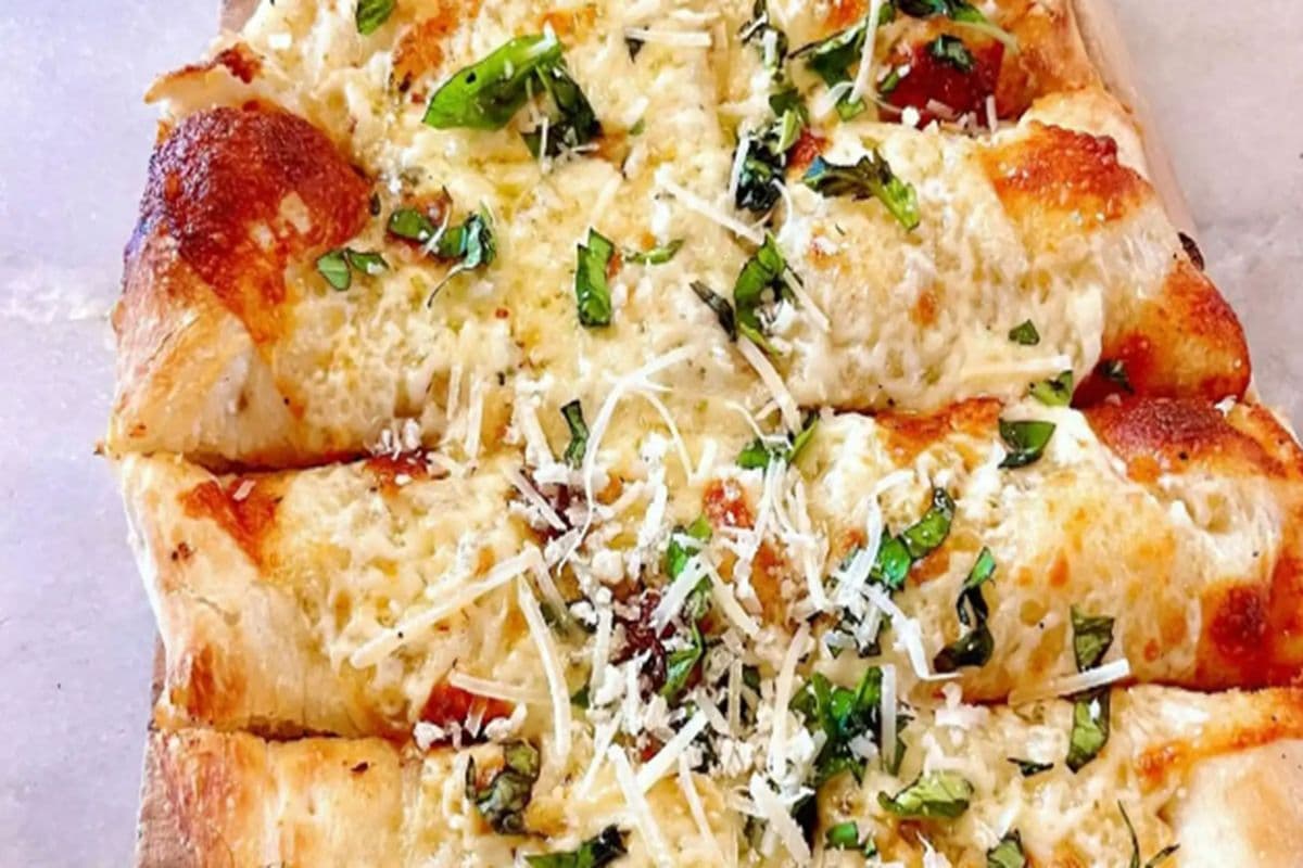 CHEESY BREAD (V)