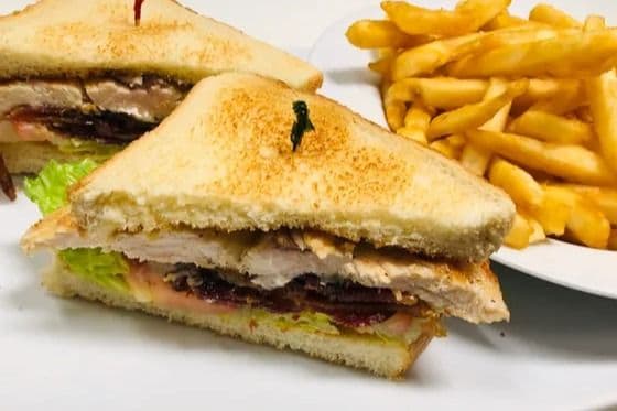 54. Clubhouse Sandwich Combo
