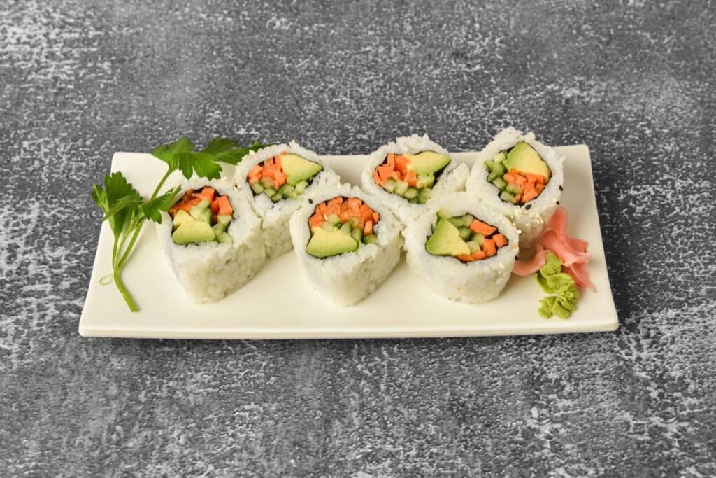 M43 Cucumber, Avocado and Carrot Roll (6pcs)