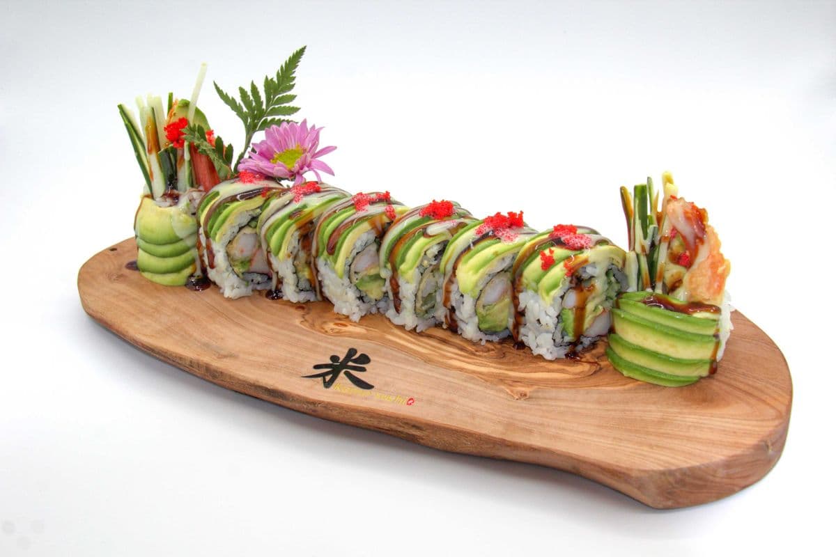 SR4. Green Dragon Roll (8pcs)