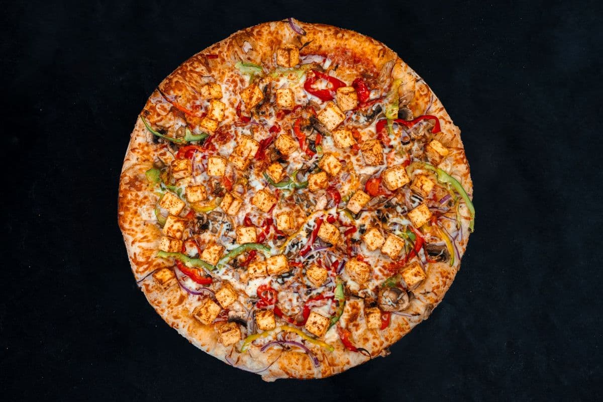 14" Tandoori Paneer Pizza
