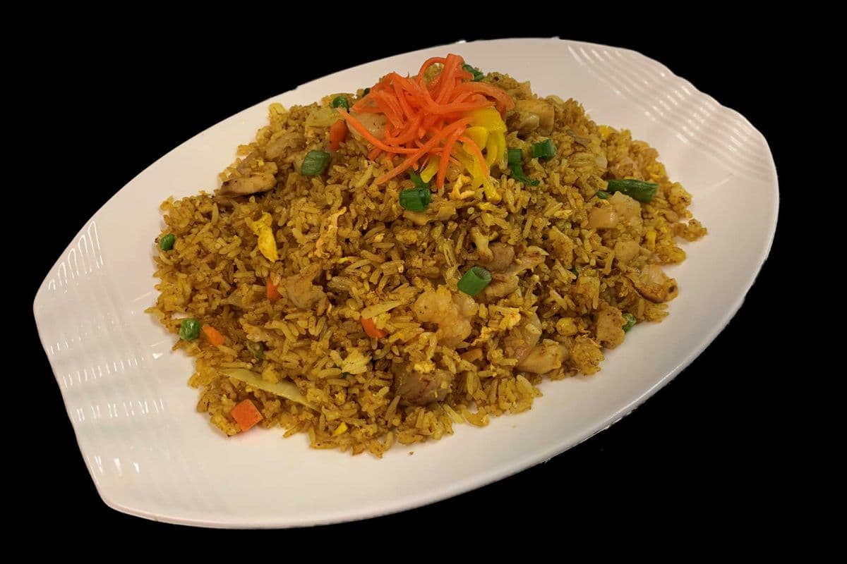 60. Curry Fried Rice with Chicken, Shrimp, and Mixed Vegetables