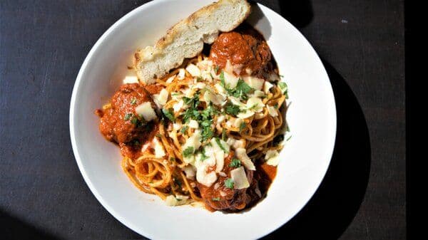 Spaghetti & Meatballs