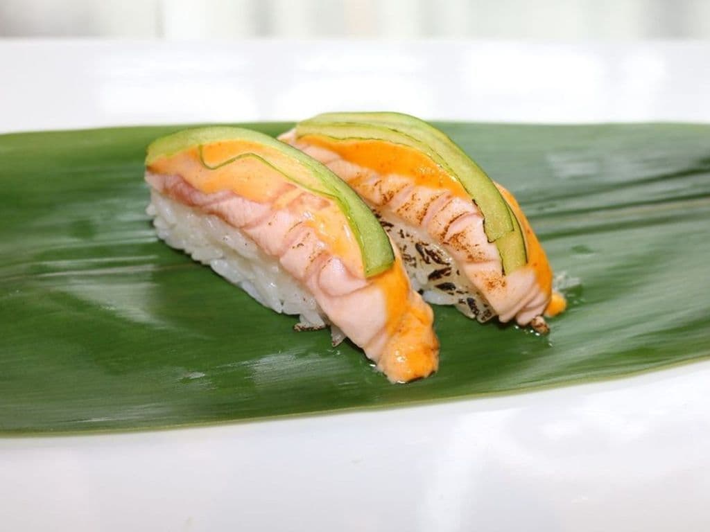 481. Torch Salmon Sushi(3pc)
