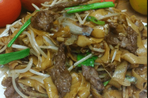 Beef Fried Rice Noodle 干炒牛河