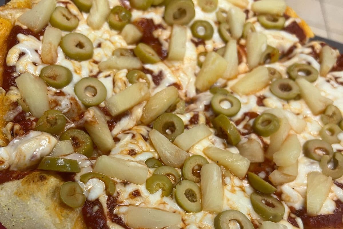 4 Slice Pizza