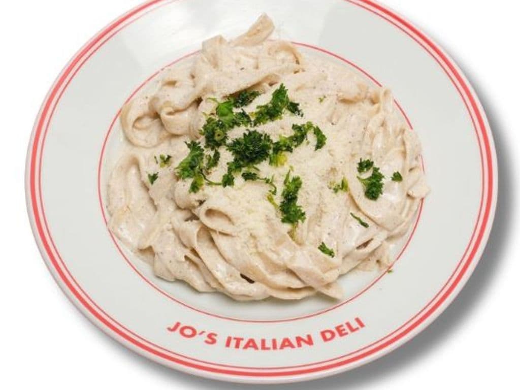 FETTUCINE ALFREDO