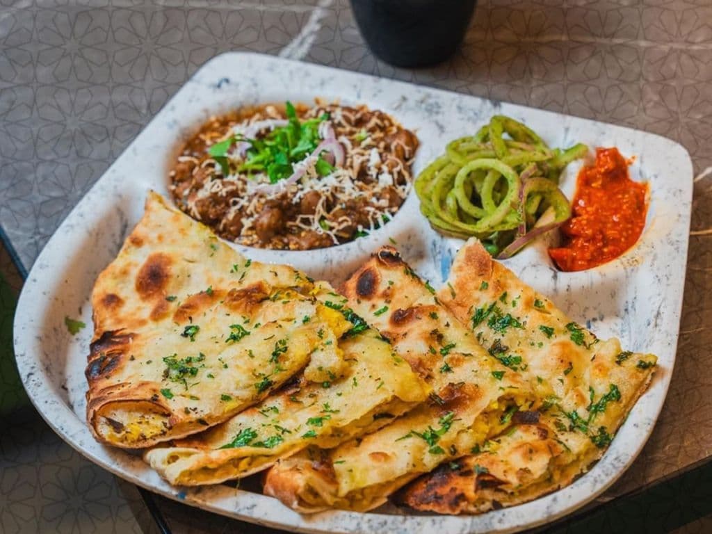 Amritsari Kulcha Chole