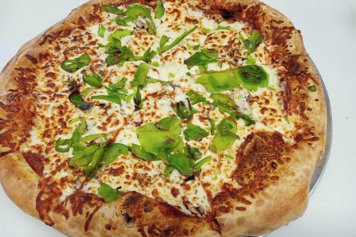 1xPizza 8"a trois ingrédients / Pizza with Three Ingredient