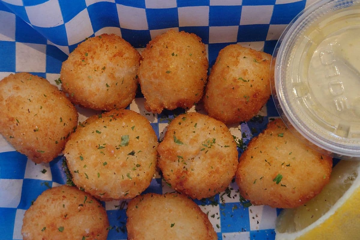 Breaded Scallops (9 pcs)
