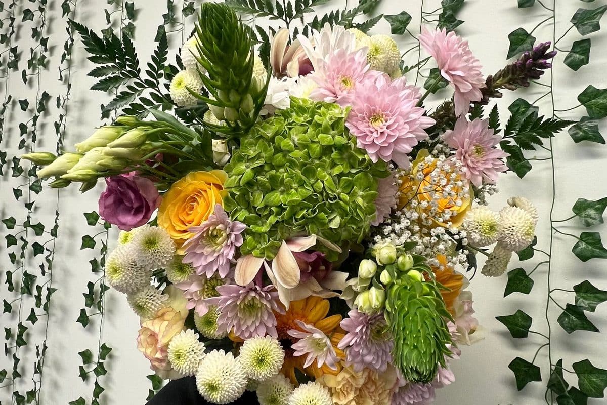Florist choice bouquet arrangement